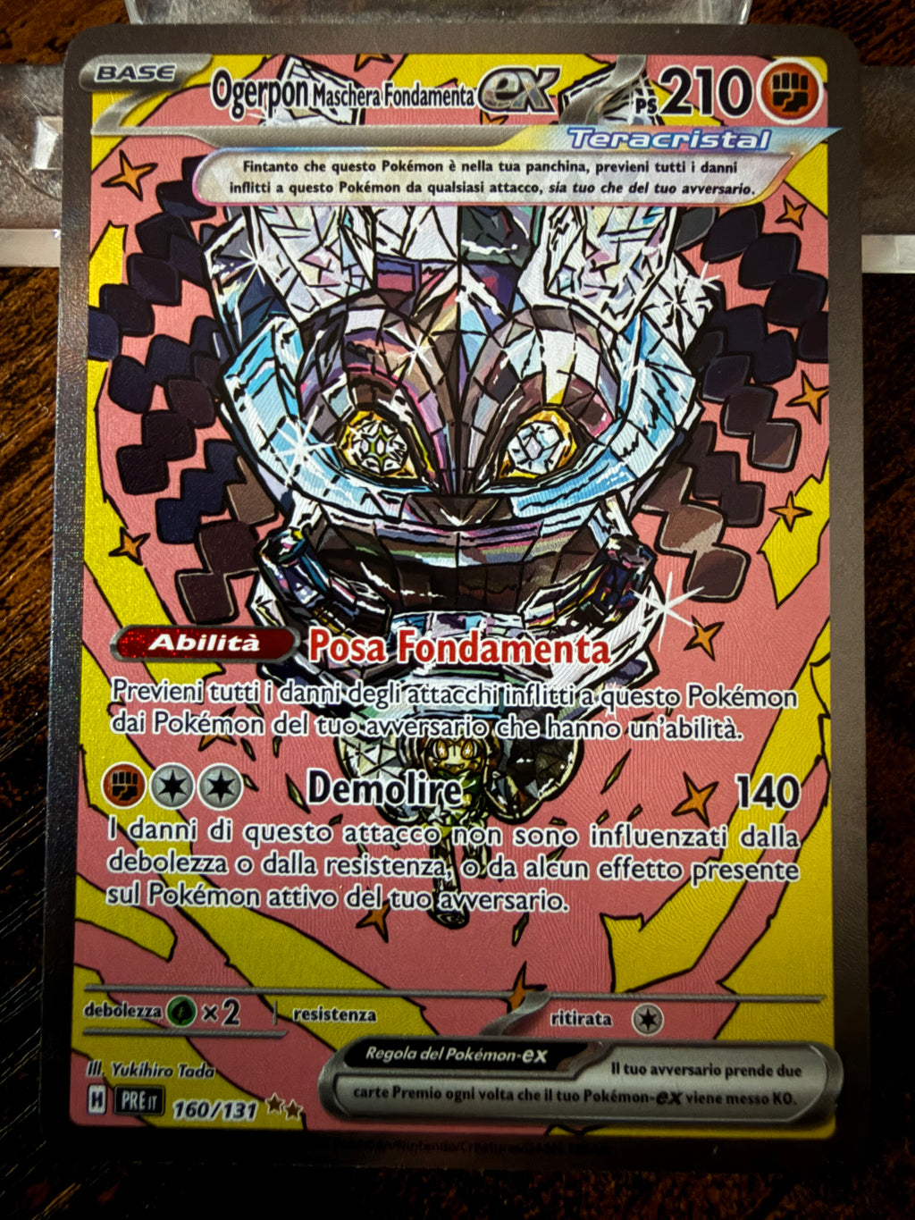 Ogerpon Maschera Fondamenta ex (PRE 160)
Evoluzioni Prismatiche - Cornerstone Mask Ogerpon ex - Singles NM